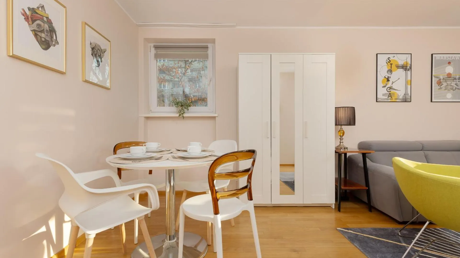 Unique Bright Apartments In Warsaw By Noclegi Renters Polska