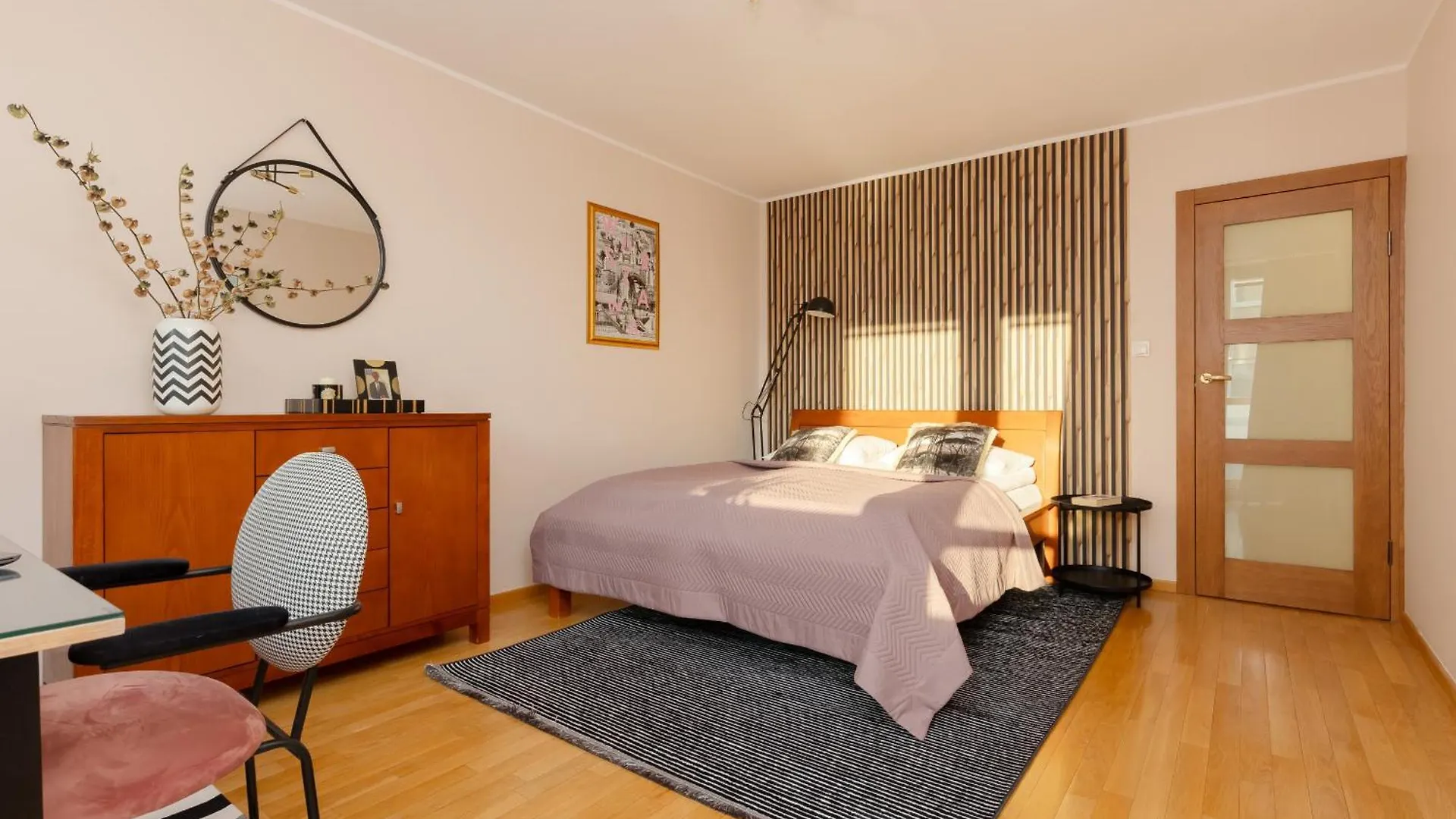 Unique Bright Apartments In Warsaw By Noclegi Renters